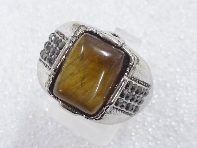 JAPANESE KIMONO / ANTIQUE COLORED STONE RING (SIZE 26.5)